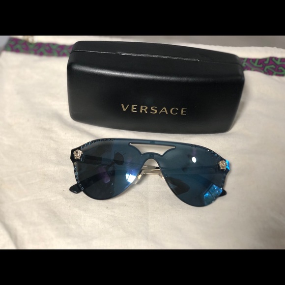 Versace Accessories - Versace Sunglasses